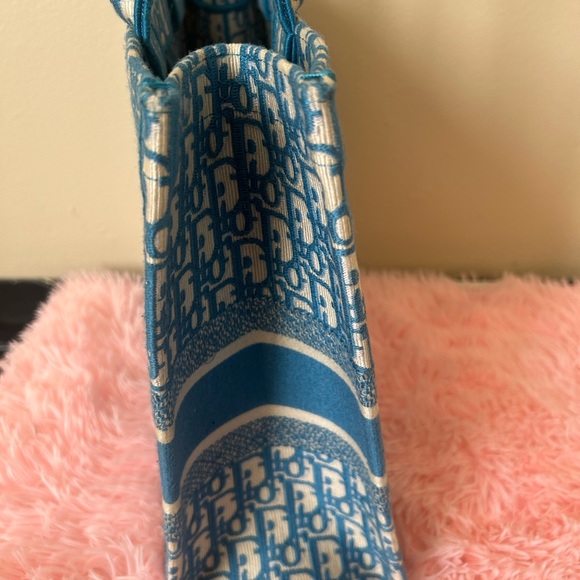 Dior Blue and Cream Monogram Tote - Picture 5 of 5